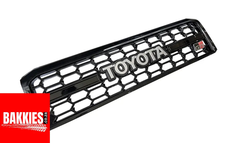 Toyota Land Cruiser 70 Series GR Grill Gloss Black
